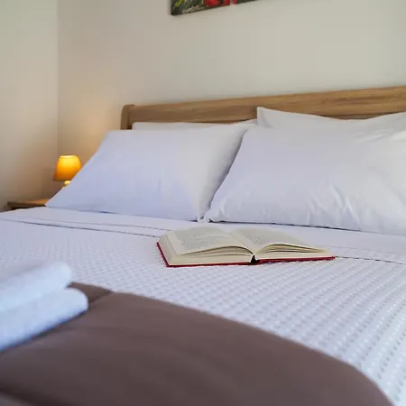 Abeli Nydri (Lefkada)