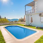 Abeli Nydri (Lefkada)